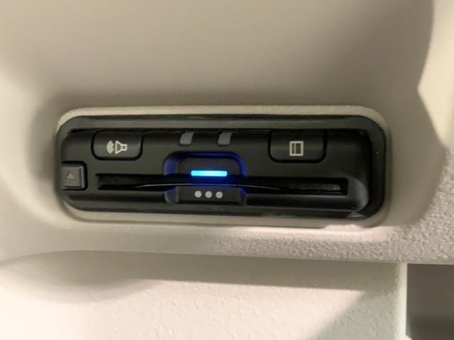N-BOX ベースグレード 当社試乗車 禁煙 新車保証継承 8インチナビ VXM-245ZFEi Rカメラ Bluetooth フルセグTV ETC車載器 フロアカーペット サイドカーテンエアバッグ LEDライト(13枚目)