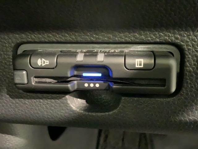 N-WGNカスタム L 当社試乗車 禁煙 8インチナビ VXM-245ZFEi Rカメラ Bluetooth フルセグTV ETC車載器 フロアカーペット LEDライト サイドカーテンエアバッグ(13枚目)