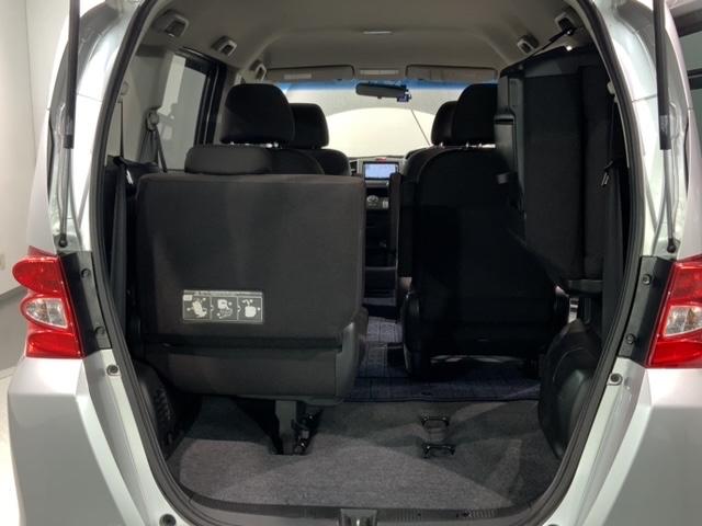 フリード Ｇ　１年保証　禁煙　福祉車両　助手席リフトアップシート　ナビ　Ｒカメラ　ＣＤ　ＤＶＤ　ワンセグＴＶ　片側電動スライドドア　ドアバイザー　フロアカーペット　ＥＴＣ車載器（36枚目）