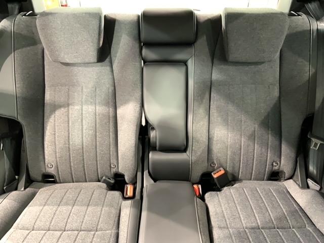 フィット e:HEVホーム 2年保証 禁煙1オーナー 8インチナビ Rカメラ CD DVD Bluetooth フルセグTV ETC車載器 LEDライト サイドカーテンエアバッグ フロアカーペット 16インチアルミ(33枚目)