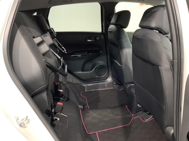 フィット e:HEVホーム 2年保証 禁煙1オーナー 8インチナビ Rカメラ CD DVD Bluetooth フルセグTV ETC車載器 LEDライト サイドカーテンエアバッグ フロアカーペット 16インチアルミ(35枚目)