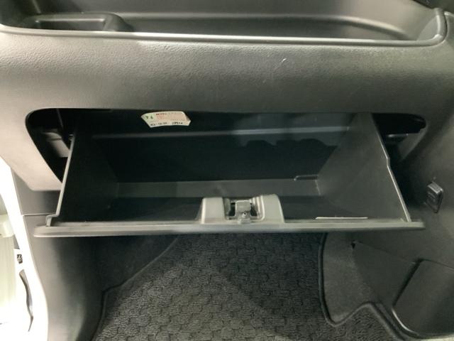 ソリオ ハイブリッドＭＺ　１年保証　ワンオ－ナ－　ナビ　Ｒカメラ　マルチビュ－　ＢＴオ－ディオ　ＤＶＤ　ＥＴＣ　ＨＩＤ　両側電動ドア　ＶＳＡ　シ－トヒ－タ－　クルコン　アルミ　スマ－トキ－　盗難防止装置　整備記録簿　ＡＡＣ（27枚目）