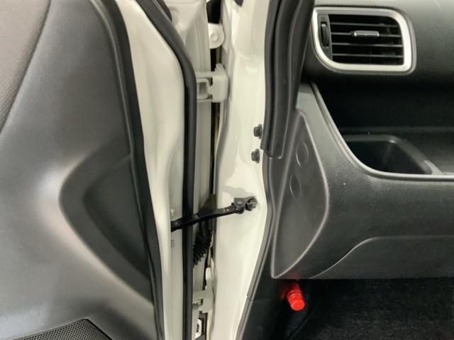 ソリオ ハイブリッドＭＺ　１年保証　ワンオ－ナ－　ナビ　Ｒカメラ　マルチビュ－　ＢＴオ－ディオ　ＤＶＤ　ＥＴＣ　ＨＩＤ　両側電動ドア　ＶＳＡ　シ－トヒ－タ－　クルコン　アルミ　スマ－トキ－　盗難防止装置　整備記録簿　ＡＡＣ（43枚目）