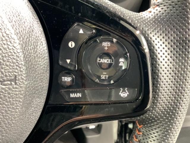 N-ONE RS 当社試乗車 新車保証継承 禁煙 6速MT車 8インチナビVXM-245ZFEi フルセグTV Bluetooth Rカメラ ETC車載器 フロアカーペット LEDライト スマートキー(11枚目)