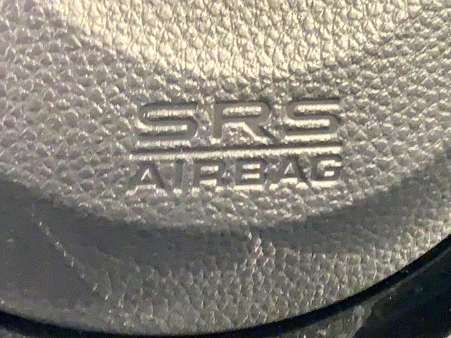 N-ONE RS 当社試乗車 新車保証継承 禁煙 6速MT車 8インチナビVXM-245ZFEi フルセグTV Bluetooth Rカメラ ETC車載器 フロアカーペット LEDライト スマートキー(22枚目)