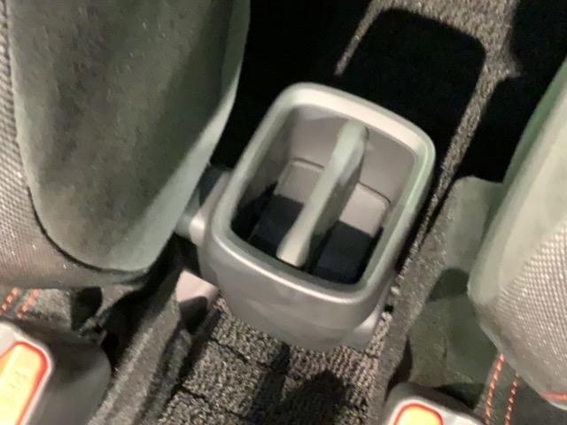 N-ONE RS 当社試乗車 新車保証継承 禁煙 6速MT車 8インチナビVXM-245ZFEi フルセグTV Bluetooth Rカメラ ETC車載器 フロアカーペット LEDライト スマートキー(30枚目)