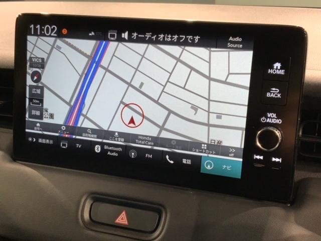 ヴェゼル ｅ：ＨＥＶＸ　２年保証　禁煙　１オーナー　ＨｏｎｄａＣＯＮＮＥＣＴディスプレー　ＥＴＣ２．０車載器　ワイヤレス充電器　Ｂｌｕｅｔｏｏｔｈ　ドアバイザー　フロアカーペット　ドラレコ　ＬＥＤライト　１６インチアルミ（6枚目）