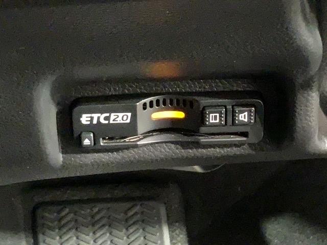 ヴェゼル ｅ：ＨＥＶＸ　２年保証　禁煙　１オーナー　ＨｏｎｄａＣＯＮＮＥＣＴディスプレー　ＥＴＣ２．０車載器　ワイヤレス充電器　Ｂｌｕｅｔｏｏｔｈ　ドアバイザー　フロアカーペット　ドラレコ　ＬＥＤライト　１６インチアルミ（13枚目）