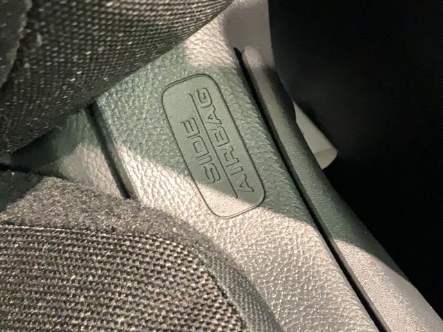 ヴェゼル ｅ：ＨＥＶＸ　２年保証　禁煙　１オーナー　ＨｏｎｄａＣＯＮＮＥＣＴディスプレー　ＥＴＣ２．０車載器　ワイヤレス充電器　Ｂｌｕｅｔｏｏｔｈ　ドアバイザー　フロアカーペット　ドラレコ　ＬＥＤライト　１６インチアルミ（24枚目）