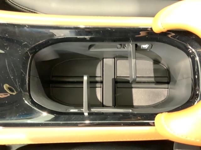 ヴェゼル ハイブリッドZ あんしんPKG 1年保証 ワンオ-ナ- 純正ナビ TV Rカメラ BTオ-ディオ DVD ETC LEDライト VSA シ-トヒ-タ- クルコン アルミ スマ-トキ- スペアキー 盗難防止装置 AAC(27枚目)