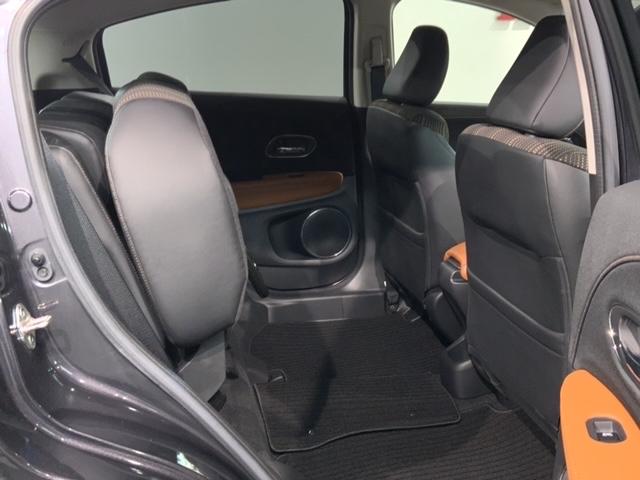 ヴェゼル ハイブリッドZ あんしんPKG 1年保証 ワンオ-ナ- 純正ナビ TV Rカメラ BTオ-ディオ DVD ETC LEDライト VSA シ-トヒ-タ- クルコン アルミ スマ-トキ- スペアキー 盗難防止装置 AAC(33枚目)