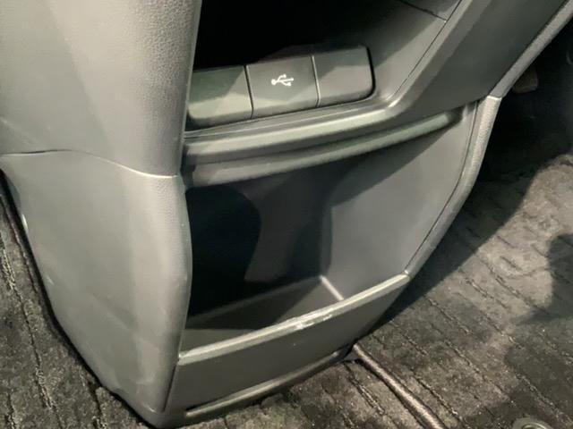 ステップワゴンスパーダ e:HEVスパーダGホンダセンシング 1年保証 禁煙 1オーナー わくわくゲート フルセグナビ Rカメラ ドラレコ CD録音 DVD Bluetooth ドアバイザー フロアカーペット ETC車載器 LEDライト 16インチアルミ(27枚目)