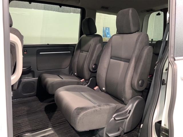 ステップワゴンスパーダ e:HEVスパーダGホンダセンシング 1年保証 禁煙 1オーナー わくわくゲート フルセグナビ Rカメラ ドラレコ CD録音 DVD Bluetooth ドアバイザー フロアカーペット ETC車載器 LEDライト 16インチアルミ(31枚目)