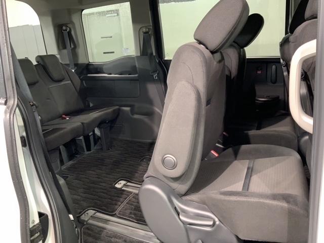 ステップワゴンスパーダ e:HEVスパーダGホンダセンシング 1年保証 禁煙 1オーナー わくわくゲート フルセグナビ Rカメラ ドラレコ CD録音 DVD Bluetooth ドアバイザー フロアカーペット ETC車載器 LEDライト 16インチアルミ(34枚目)