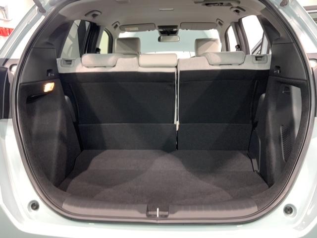 フィット e:HEVホーム 当社試乗車 新車保証継承 禁煙 HondaCONNECTディスプレー Bluetooth フルセグTV ETC車載器 シートヒーター LEDライト フロアカーペット サイドカーテンエアバッグ(38枚目)