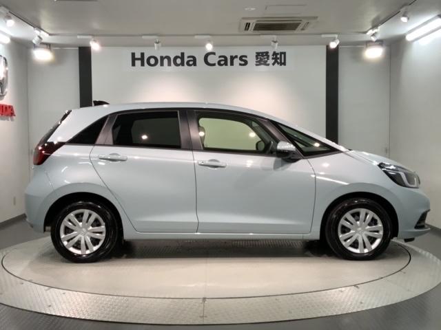 フィット e:HEVホーム 当社試乗車 新車保証継承 禁煙 HondaCONNECTディスプレー Bluetooth フルセグTV ETC車載器 シートヒーター LEDライト フロアカーペット サイドカーテンエアバッグ(51枚目)