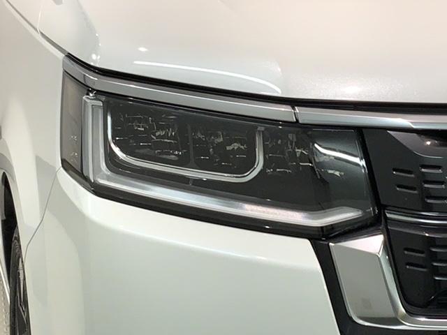 ステップワゴン スパーダリフトアップシート　福祉車両　当社試乗車　新車保証継承　禁煙　１１．４インチナビＬＸＭ－２４７ＶＦＬｉ　Ｒカメラ　ＣＤ録音　ＤＶＤ　フルセグ　Ｂｌｕｅｔｏｏｔｈ　ＥＴＣ車載器　フロアカーペット（8枚目）