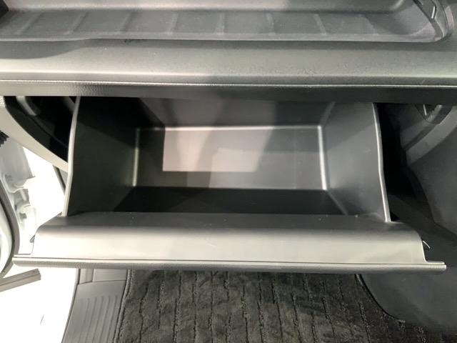 ステップワゴン スパーダリフトアップシート　福祉車両　当社試乗車　新車保証継承　禁煙　１１．４インチナビＬＸＭ－２４７ＶＦＬｉ　Ｒカメラ　ＣＤ録音　ＤＶＤ　フルセグ　Ｂｌｕｅｔｏｏｔｈ　ＥＴＣ車載器　フロアカーペット（30枚目）