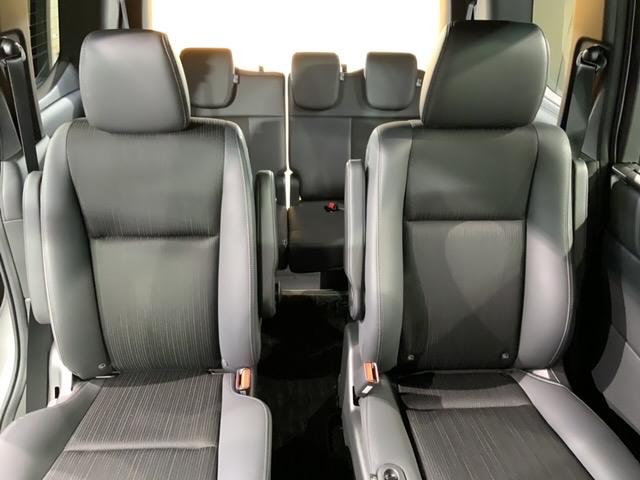 ステップワゴン スパーダリフトアップシート　福祉車両　当社試乗車　新車保証継承　禁煙　１１．４インチナビＬＸＭ－２４７ＶＦＬｉ　Ｒカメラ　ＣＤ録音　ＤＶＤ　フルセグ　Ｂｌｕｅｔｏｏｔｈ　ＥＴＣ車載器　フロアカーペット（35枚目）
