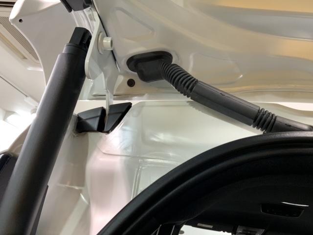 ステップワゴン スパーダリフトアップシート　福祉車両　当社試乗車　新車保証継承　禁煙　１１．４インチナビＬＸＭ－２４７ＶＦＬｉ　Ｒカメラ　ＣＤ録音　ＤＶＤ　フルセグ　Ｂｌｕｅｔｏｏｔｈ　ＥＴＣ車載器　フロアカーペット（42枚目）