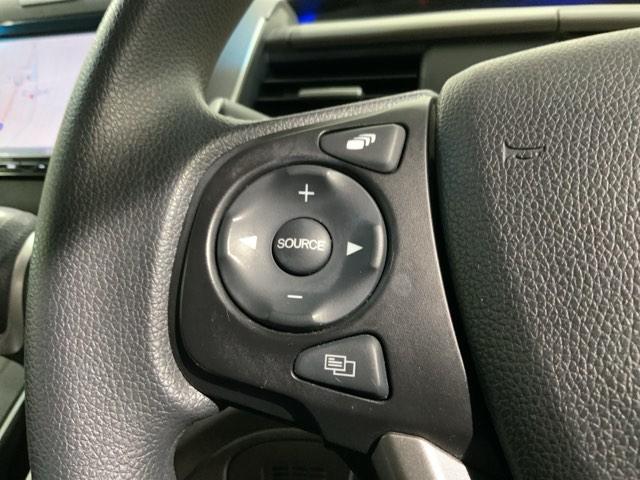 フリード G・ホンダセンシング 1年保証 禁煙 1オーナー 6人乗り フルセグナビ リアカメラ CD録音 フルセグ DVD Bluetooth LEDライト ETC車載器 前後ドラレコ ドアバイザー フロアカーペット(9枚目)