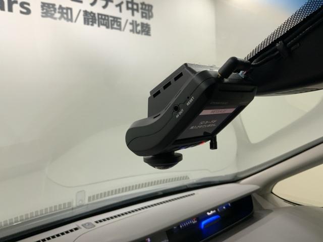 フリード G・ホンダセンシング 1年保証 禁煙 1オーナー 6人乗り フルセグナビ リアカメラ CD録音 フルセグ DVD Bluetooth LEDライト ETC車載器 前後ドラレコ ドアバイザー フロアカーペット(11枚目)