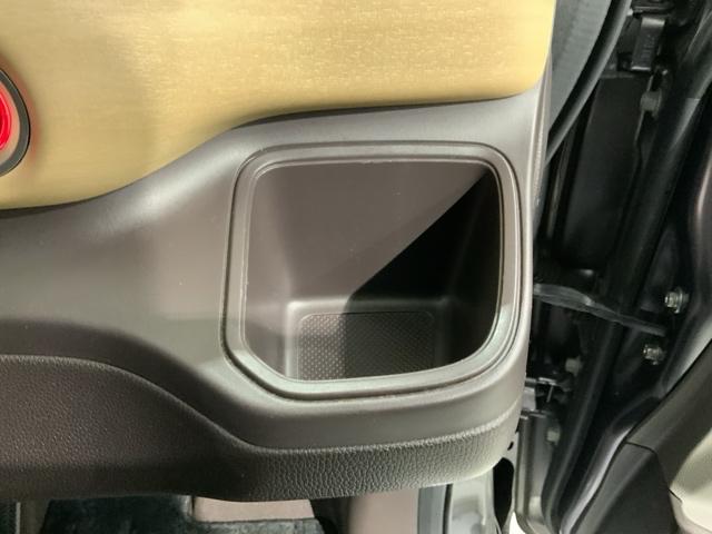 フリード G・ホンダセンシング 1年保証 禁煙 1オーナー 6人乗り フルセグナビ リアカメラ CD録音 フルセグ DVD Bluetooth LEDライト ETC車載器 前後ドラレコ ドアバイザー フロアカーペット(25枚目)