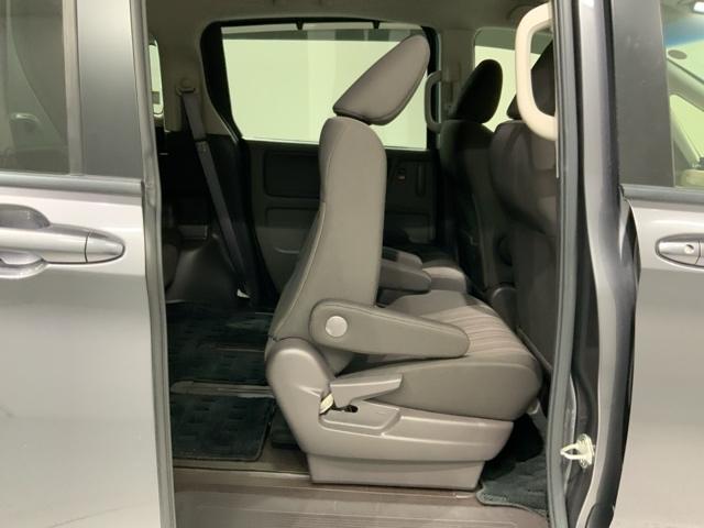 フリード G・ホンダセンシング 1年保証 禁煙 1オーナー 6人乗り フルセグナビ リアカメラ CD録音 フルセグ DVD Bluetooth LEDライト ETC車載器 前後ドラレコ ドアバイザー フロアカーペット(35枚目)