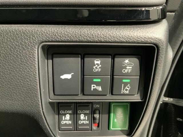 オデッセイ アブソルート・EX 最長5年保証 禁煙 ワンオーナー 7人乗り 純正10インチナビ マルチビューカメラ トリプルゾーンエアコン 純正ドラレコ 後席用モニター パワーテールゲート パワーシート シートヒーター(15枚目)