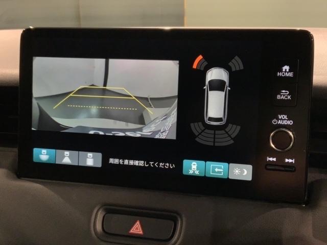 ヴェゼル ｅ：ＨＥＶＺ　２年保証　禁煙　ＨｏｎｄａＣＯＮＮＥＣＴディスプレー　ＥＴＣ２．０車載器　ブラインドスポットインフォメーション　フロアカーペット　ドアバイザー　ドラレコ　ＬＥＤライト　後退出庫サポート（7枚目）