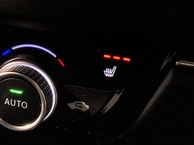 ヴェゼル ｅ：ＨＥＶＺ　２年保証　禁煙　ＨｏｎｄａＣＯＮＮＥＣＴディスプレー　ＥＴＣ２．０車載器　ブラインドスポットインフォメーション　フロアカーペット　ドアバイザー　ドラレコ　ＬＥＤライト　後退出庫サポート（14枚目）