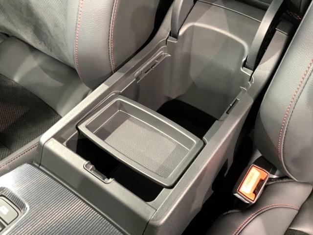 シビック EX 最長5年保証 禁煙 ホンダセンシング コネクトディスプレイ リアカメラ ETC 左右独立エアコン LEDヘッドライト シートヒーター パワーシート ドアバイザー ドライブレコーダー(27枚目)