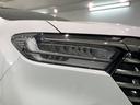 LEDヘッドライトは、点灯の瞬間から最大光量を発揮し、突然暗くなるトンネルなどでの安定感を高めます。