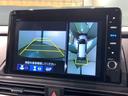 全方位モニターがついています! 車の周囲を360°安全確認できるので、普段の駐車はもちろんの事、縦列駐車や幅寄せの際にも活躍してくれますよ。