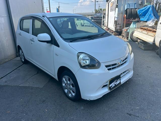 ミライース L エアコン パワステ パワーウィンドウ 運転席・助手席エアバッグ ABS アイドリングストップ トヨタ純正SDナビ 平成24年2月 W09 ホワイト 車検令和9年4月 1年10000km保証付き(6枚目)
