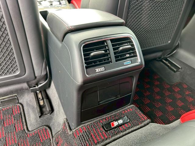 AUDI S5 SPORTBACK