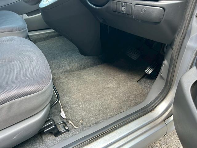 R2 i エアコン パワステ パワーウィンドウ 運転席・助手席エアバッグ 平成19年式 インパネCVT シャイニーシルバーメタリック 車検令和8年4月 修復歴無し 法定整備付き 1年10000km保証付き(30枚目)