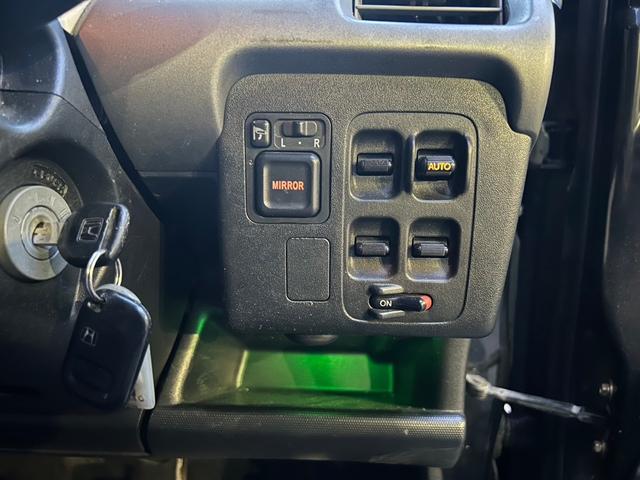 ザッツ スペシャルエディション エアコン パワステ パワーウィンドウ 運転席・助手席エアバッグ 社外アルミホイール13インチ キーレスエントリー 純正HDDナビ CD DVD再生 平成17年式 車検令和8年4月 修復歴無し(52枚目)