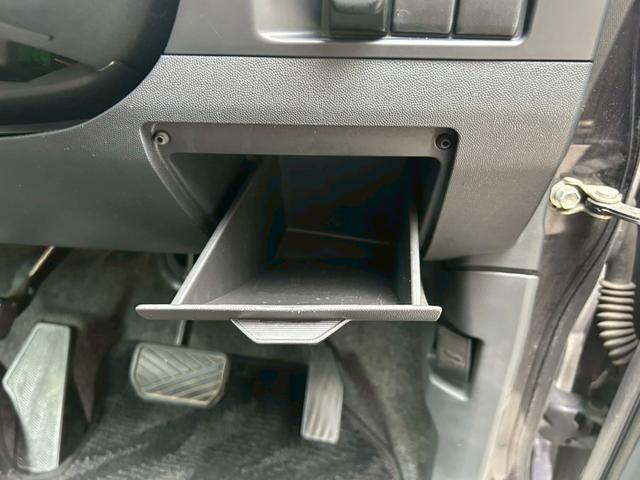 ワゴンR スティングレーX エアコン パワステ パワーウィンドウ 運転席・助手席エアバッグ ABS 純正アルミホイール14インチ スマートキー HID ベンチシート 平成19年10月 車検令和8年4月 1年10000km保証付き(29枚目)