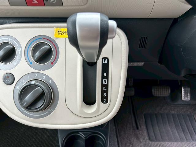 ミラココア ココアL エアコン パワステ パワーウィンドウ 運転席・助手席エアバッグ 盗難防止システム キーレスエントリー ベンチシート トヨタ純正メモリーナビ 平成21年10月 車検令和8年4月 修復歴無し 試乗出来ます(11枚目)