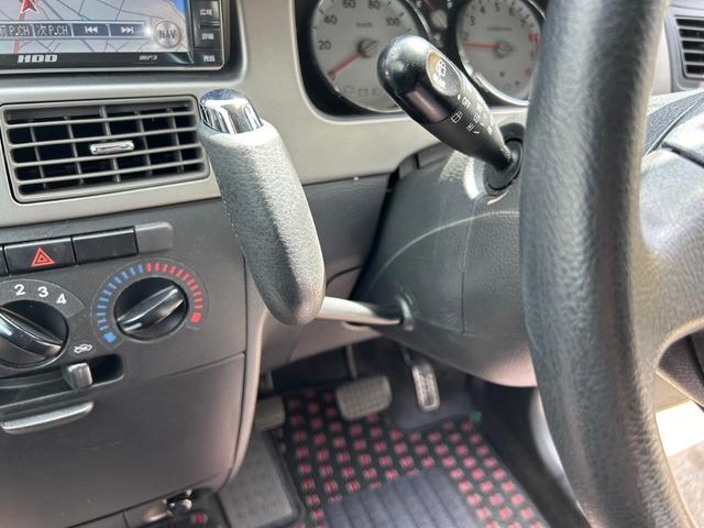 ムーヴ VS 試乗出来ます エアコン パワステ パワーウィンドウ 運転席・助手席エアバッグ 社外アルミホイール13インチ ベンチシート HDDナビ MD 車検令和8年4月 X05 ブラックマイカメタリック(22枚目)