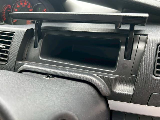 ムーヴ カスタム RS 試乗出来ます エアコン パワステ パワーウィンドウ 運転席・助手席エアバッグ ABS ETC 盗難防止システム スマートキー HID ターボ ベンチシート メモリーナビ DVD再生(33枚目)