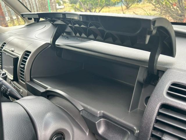 タント カスタムVSターボ MOMOハンドル ETC 純正アルミホイール15インチ 盗難防止システム スマートキー HID ターボ ベンチシート 社外HDDナビ DVD再生 フルセグTV ミュージックサーバ ドライブレコーダー(33枚目)
