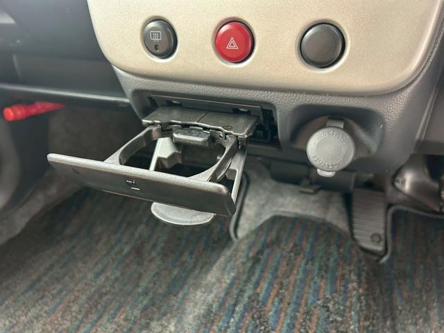 アルトラパン Ｇ　エディション　純正アルミホイール１３インチ　キーレスエントリー　電動格納ミラー　ベンチシート　社外ナビ　ＣＤ・ＤＶＤ再生　ＵＳＢ入力端子　ミュージックサーバ　エアコン　パワステ　運転席・助手席エアバッグ　ＡＢＳ（26枚目）