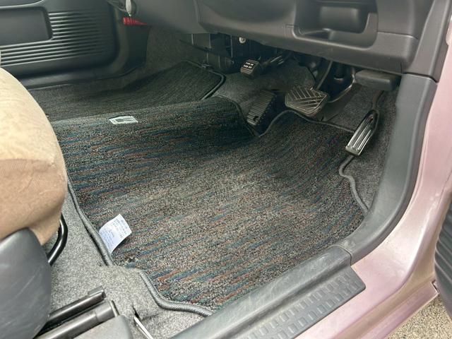 アルトラパン Ｇ　エディション　純正アルミホイール１３インチ　キーレスエントリー　電動格納ミラー　ベンチシート　社外ナビ　ＣＤ・ＤＶＤ再生　ＵＳＢ入力端子　ミュージックサーバ　エアコン　パワステ　運転席・助手席エアバッグ　ＡＢＳ（29枚目）