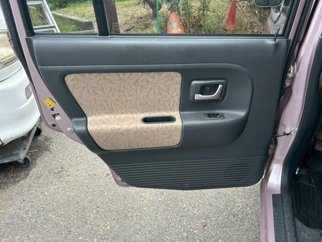 アルトラパン Ｇ　エディション　純正アルミホイール１３インチ　キーレスエントリー　電動格納ミラー　ベンチシート　社外ナビ　ＣＤ・ＤＶＤ再生　ＵＳＢ入力端子　ミュージックサーバ　エアコン　パワステ　運転席・助手席エアバッグ　ＡＢＳ（47枚目）