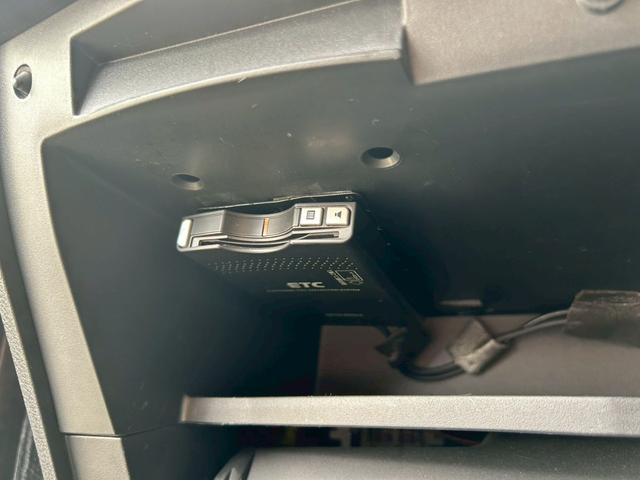 セレナ ハイウェイスター S-ハイブリッド ダブルエアコン ETC 社外アルミホイール16インチ 盗難防止システム スマートキー アイドリングストップ オートライト フルフラット HDDナビ USB入力端子 Bluetooth バックカメラ(36枚目)