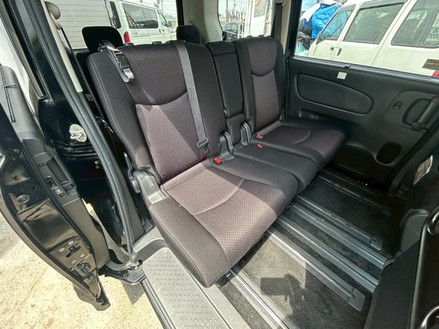 セレナ ハイウェイスター S-ハイブリッド ダブルエアコン ETC 社外アルミホイール16インチ 盗難防止システム スマートキー アイドリングストップ オートライト フルフラット HDDナビ USB入力端子 Bluetooth バックカメラ(40枚目)