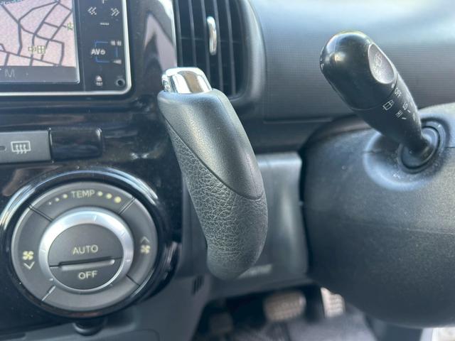 タント カスタムVセレクションターボ 純正アルミホイール15インチ 盗難防止システム スマートキー 片側電動スライドドア HID ターボ ベンチシート HDDナビ CD DVD再生 ワンセグTV ミュージックサーバ 電動格納ミラー(11枚目)
