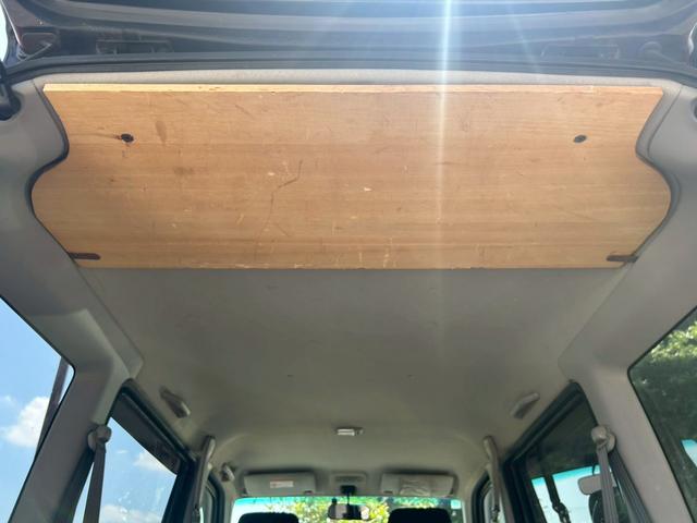 バモス ターボ エアコン パワステ パワーウィンドウ 運転席・助手席エアバッグ ABS ETC 純正アルミホイール13インチ キーレスエントリー フルフラット CD ミュージックプレイヤー接続可 USB入力端子(12枚目)